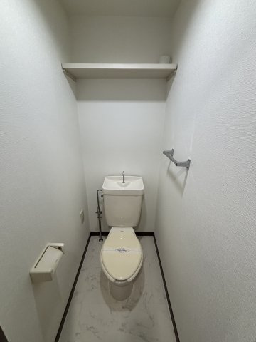 パラシオン武庫之荘のトイレ|落ち着いたトイレです