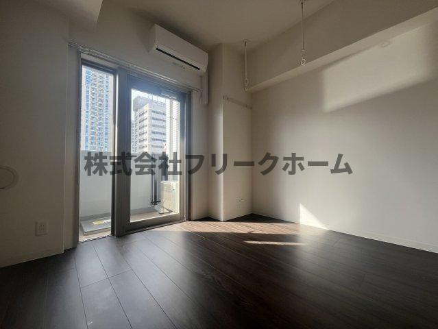 三鷹市下連雀３丁目の賃貸マンションの居間・リビング|別号室参考写真になります。