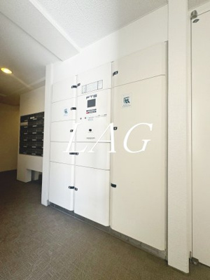 【その他共用部分】 | アデニウム玉川学園 | 宅配ボックスです。