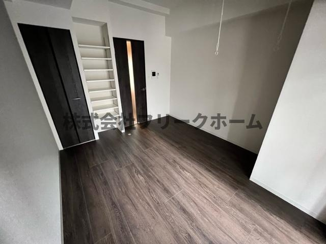 三鷹市下連雀３丁目の賃貸マンションの居間・リビング
