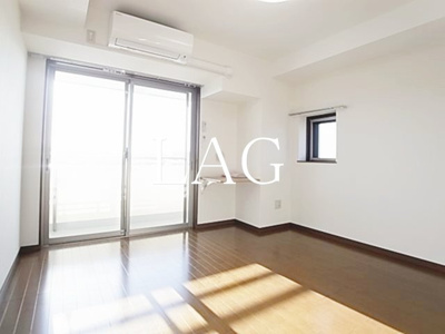 【居間・リビング】 | リヴェールタワー綾瀬 | 洋室のお部屋です。