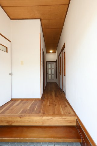 【玄関】 | 富田林市伏山3丁目戸建