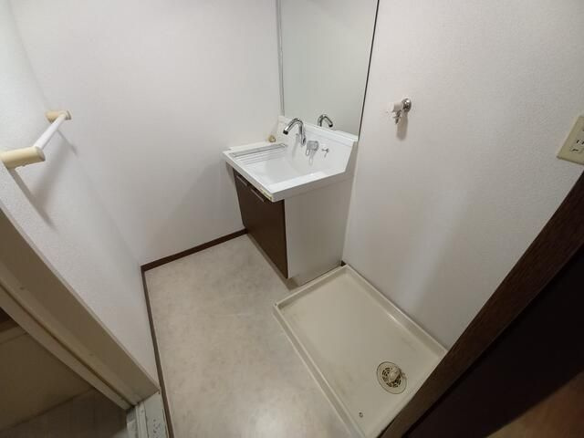 ライオンズプラザ本蓮沼の洗面所