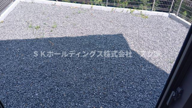 高槻市大和２丁目新築戸建て住宅２号棟の庭