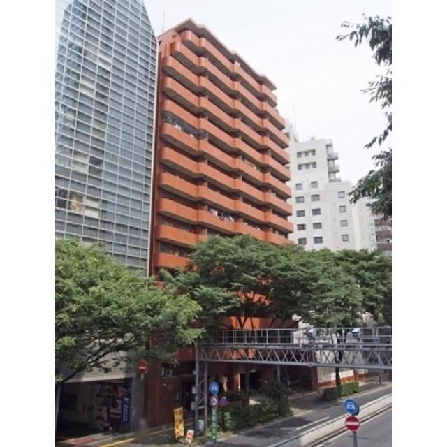 西新宿ダイヤモンドパレスの外観