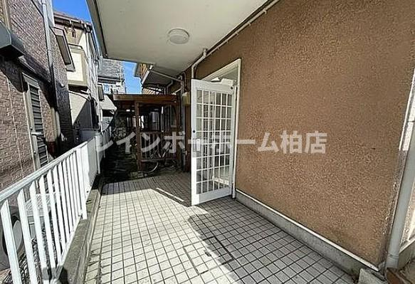 特典：仲介手数料が無料です!!のエントランス|毎日通るエントランスはこのようになっています