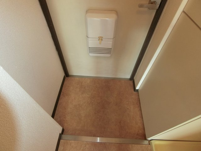 スカイコート日吉第2の玄関|他のお部屋の参考写真となります。