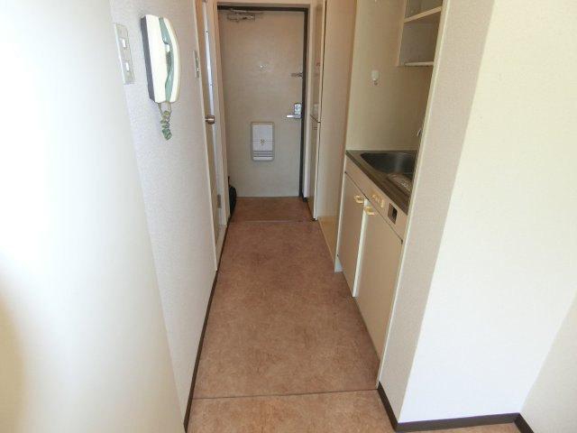スカイコート日吉第2の玄関|他のお部屋の参考写真となります。