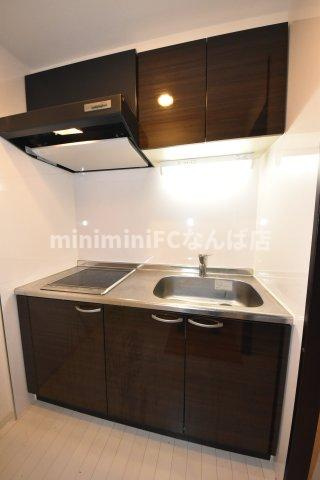 アーベル更紗北堀江のキッチン