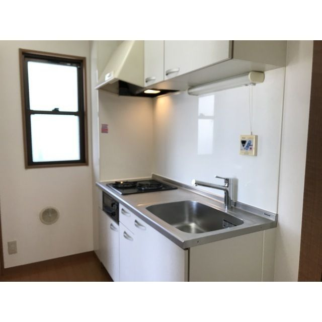 アルモニカ伊勢のキッチン