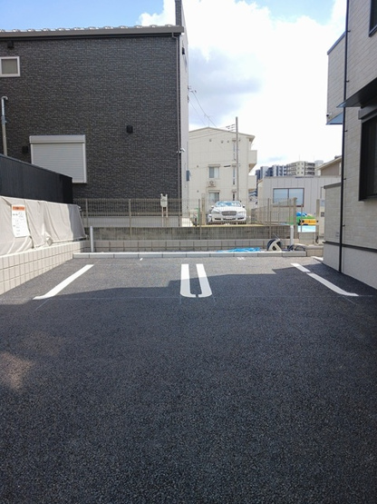 【駐車場】 | ソルス・おおたか | 駐車場