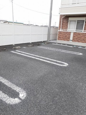 【駐車場】 | プリムローズ・Ｙ | カースペースがあります
