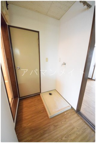 【設備】 | コスモAoi中田Ⅱ～仲介手数料無料～ | 室内洗濯機置場です