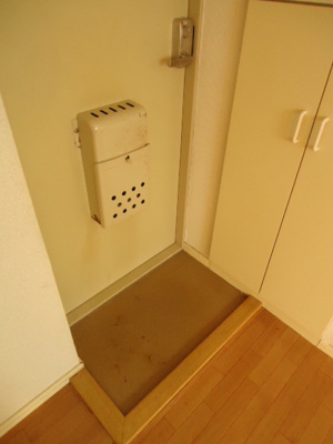 【玄関】 | 丸栄ハイツ王子