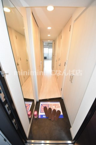 アドバンス大阪ソルテの玄関