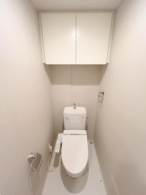 カスタリア南麻布のトイレ|コンパクトで使いやすいトイレです