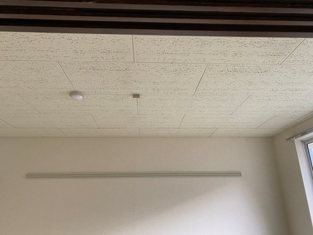 和室の壁には壁掛けがございます♪