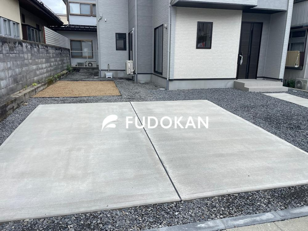 山形市南四番町１期【1号棟】の外観|駐車場は土間コンクリート施工済みです。