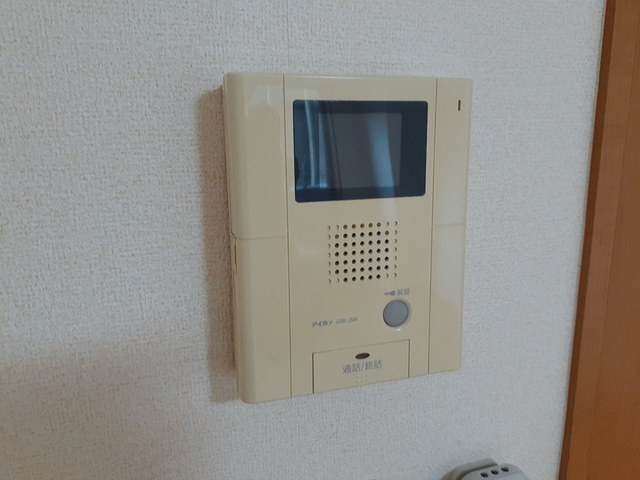 ノーブル・コーケ・横浜のセキュリティ|モニタ付きインターホンで安心♪