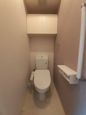 【トイレ】 | レミー　グレンツェ　Ⅱ | コンパクトで使いやすいトイレです