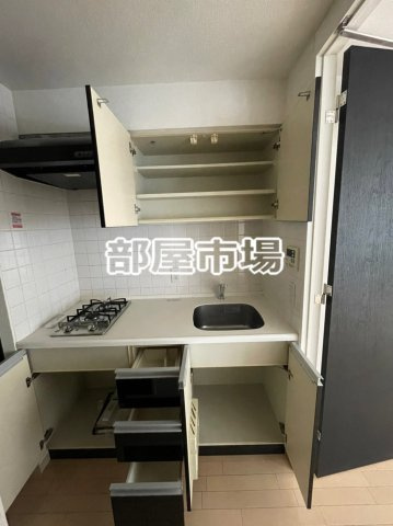 ヴェルステージ秋葉原Ⅱのキッチン|収納