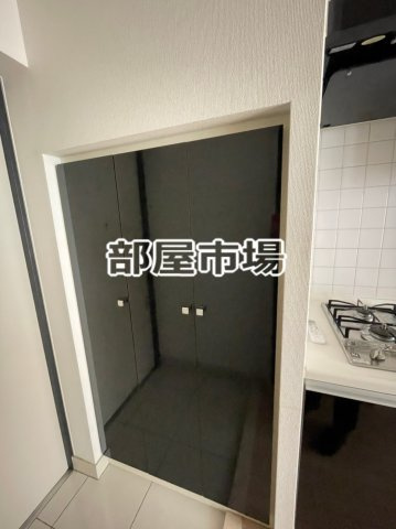 ヴェルステージ秋葉原Ⅱの玄関|シューズボックス