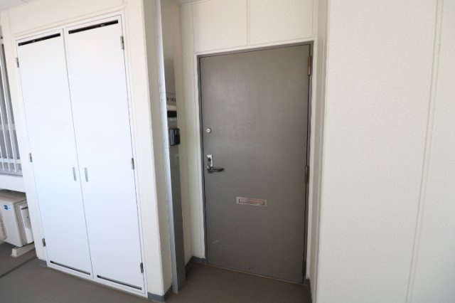 【玄関】