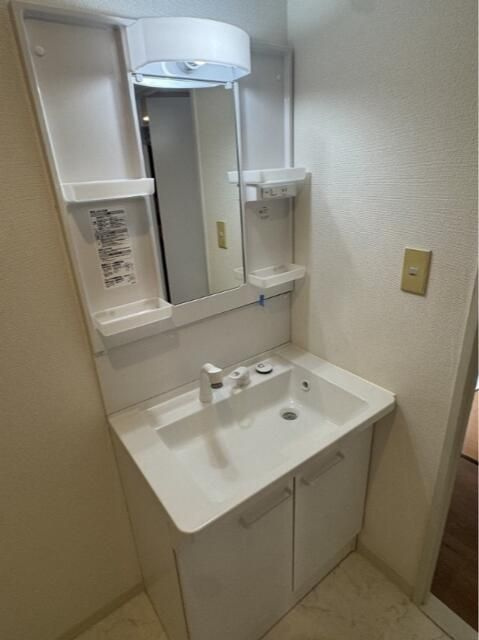 パークエイト戸田の洗面所