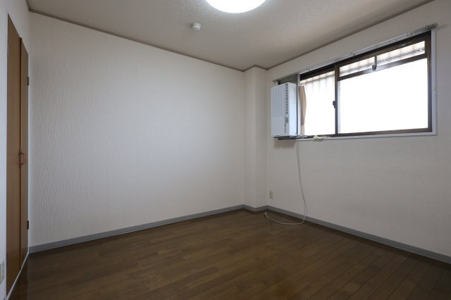 【洋室】 | リバーサイドマンション