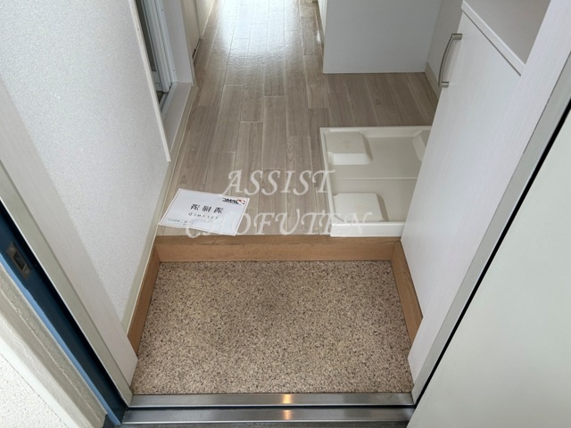 ラ・セルジュ白糸台の玄関|先行申込受付中♪お電話がご案内スムーズです♪オンラインもOK