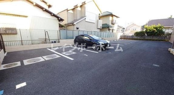 パルティアの駐車場