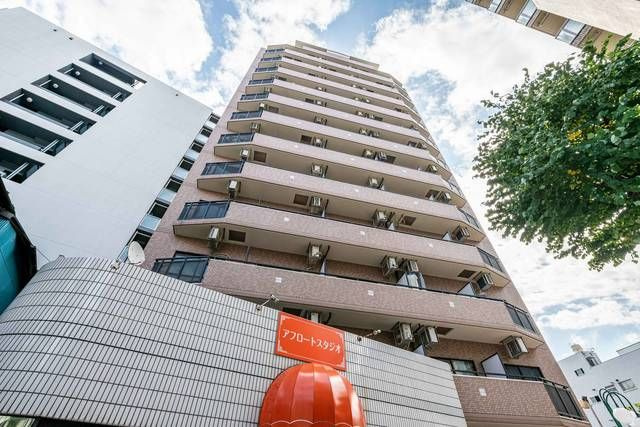 ロリエタワー川崎の外観