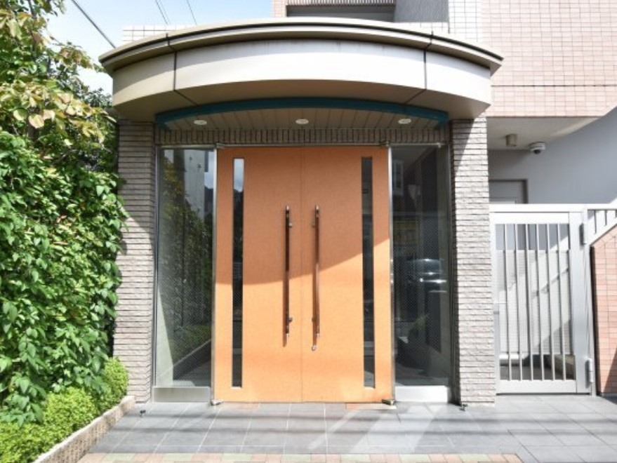 アリエさいたま新都心のエントランス