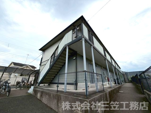 枚方市長尾峠町のハイツ