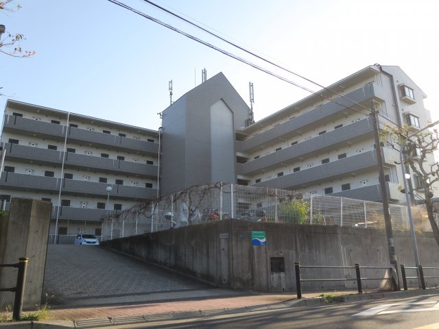 ガーデンヒルズ中山