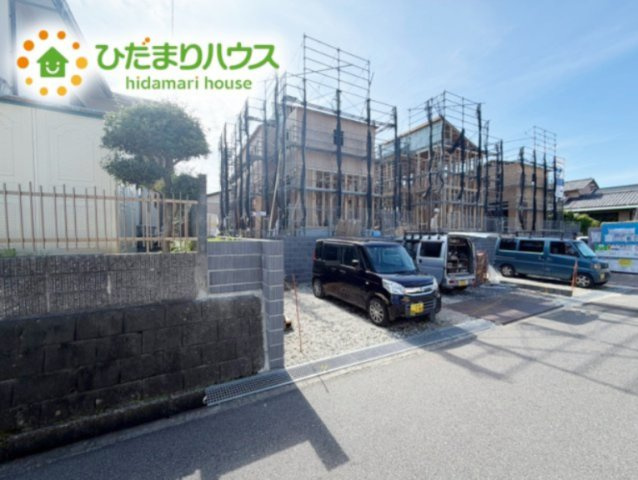 いわき市郷ケ丘2丁目　新築戸建　3号棟の外観|青空にパッと映える佇まいは、帰るたびに嬉しい気持ちになれる、日々の暮らしに豊かさをプラスします♪