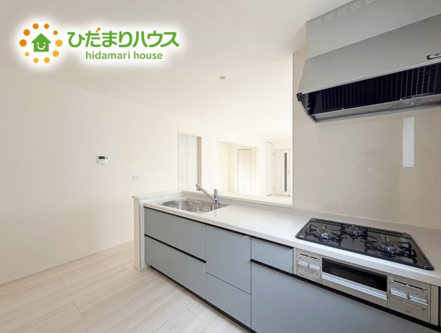 いわき市郷ケ丘2丁目　新築戸建　3号棟のキッチン|LDKと一体の空間を演出してくれる、オープンキッチン!(^^)!