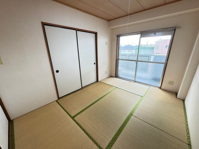 【寝室】