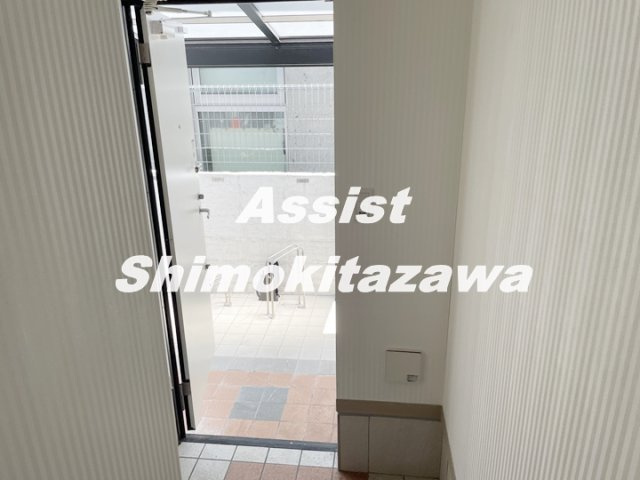 メゾンブランシュ下北沢の玄関|参考写真