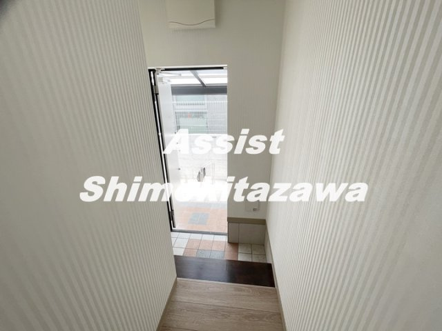 メゾンブランシュ下北沢の玄関|参考写真