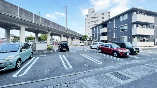 ＫＩＺＵＮＡの駐車場