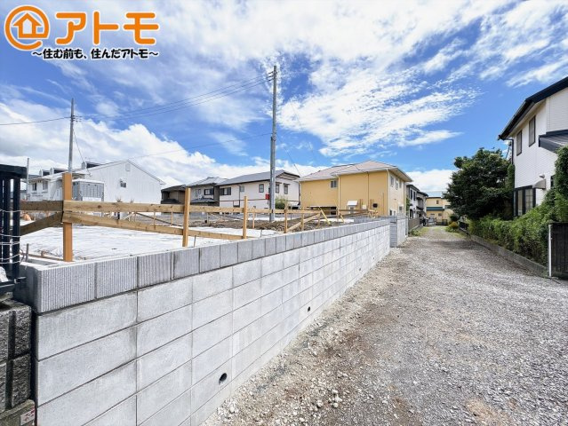 【前面道路含む現地写真】 | 沼津市大岡第34　新築一戸建て　1号棟