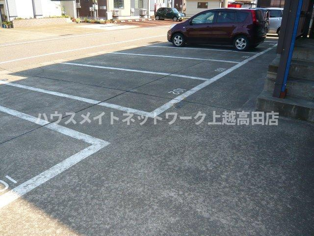 シュガーハウス鴨島の駐車場|駐車場