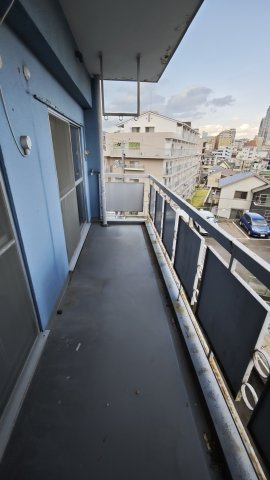 【バルコニー】