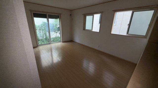 上尾市領家　中古戸建の居間・リビング