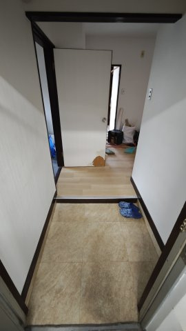 【玄関】
