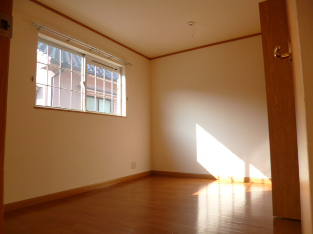 姫路市町坪南町のハイツの子供部屋