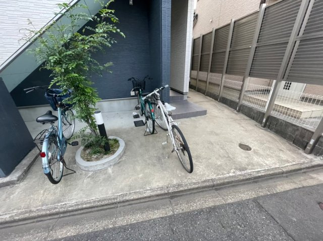 プレンフルII　名古屋市賃貸　仲介手数料無料の駐車場