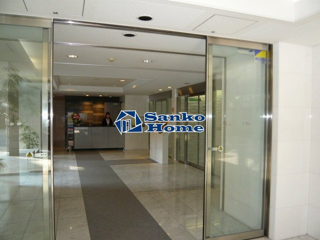 グランド・ガーラ銀座のエントランス