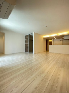 【その他】 | ソレアード泉 | ※同号室別部屋参考写真です。
